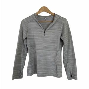 REI women’s lightweight gray and white 1/4 zip, S